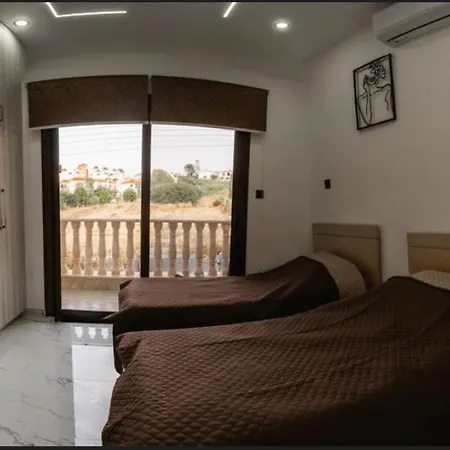 Cozy Maisonette Chloraka